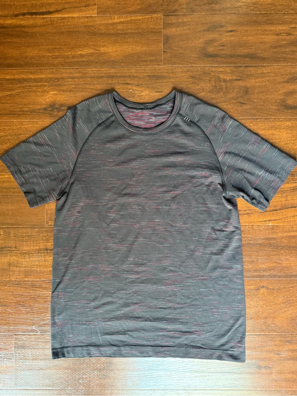 Lululemon Men’s Metal Vent Tech Short Sleeve Top size medium